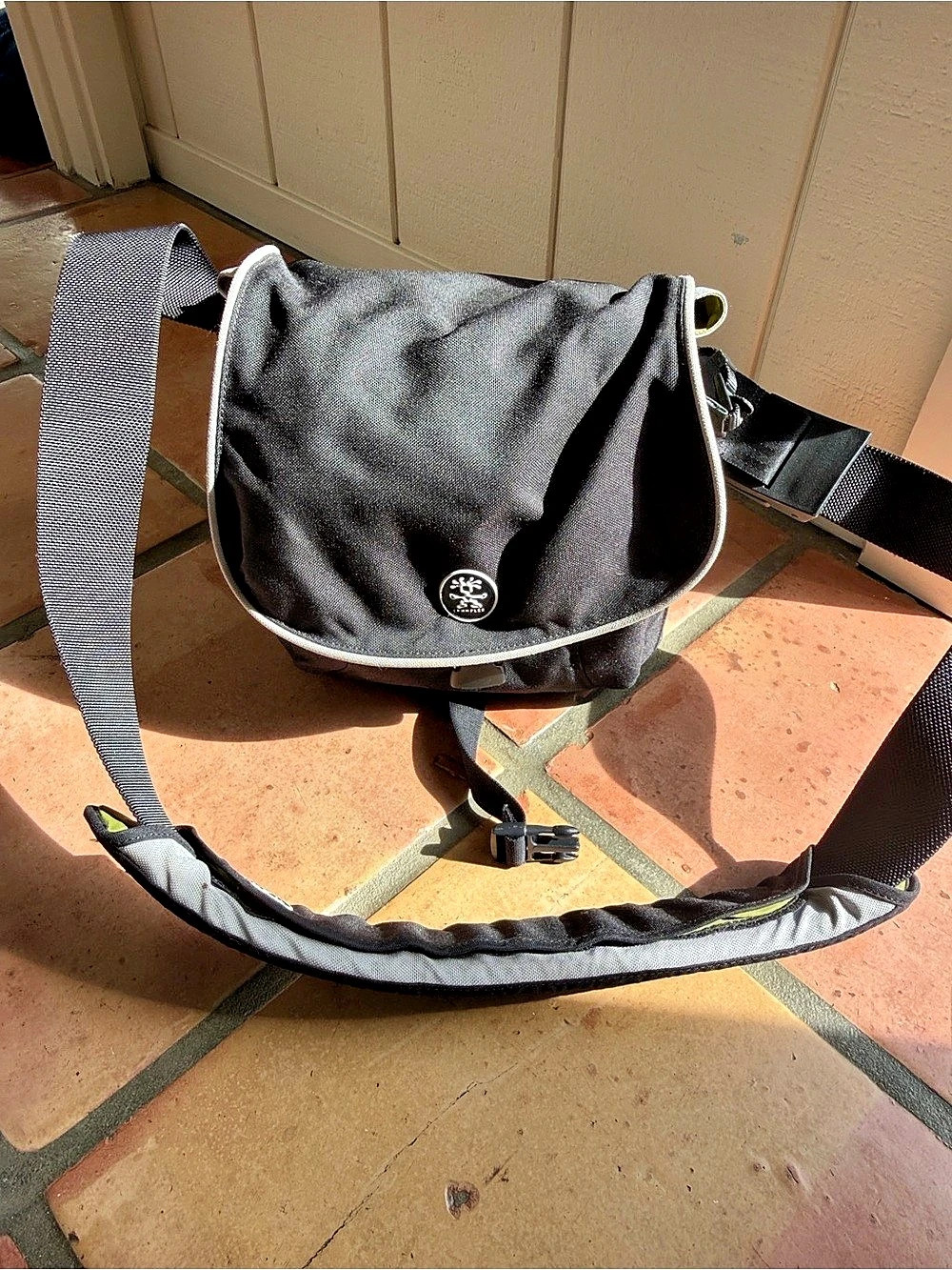 Crumpler Black & Green Camera 📷 Crossbody Bag